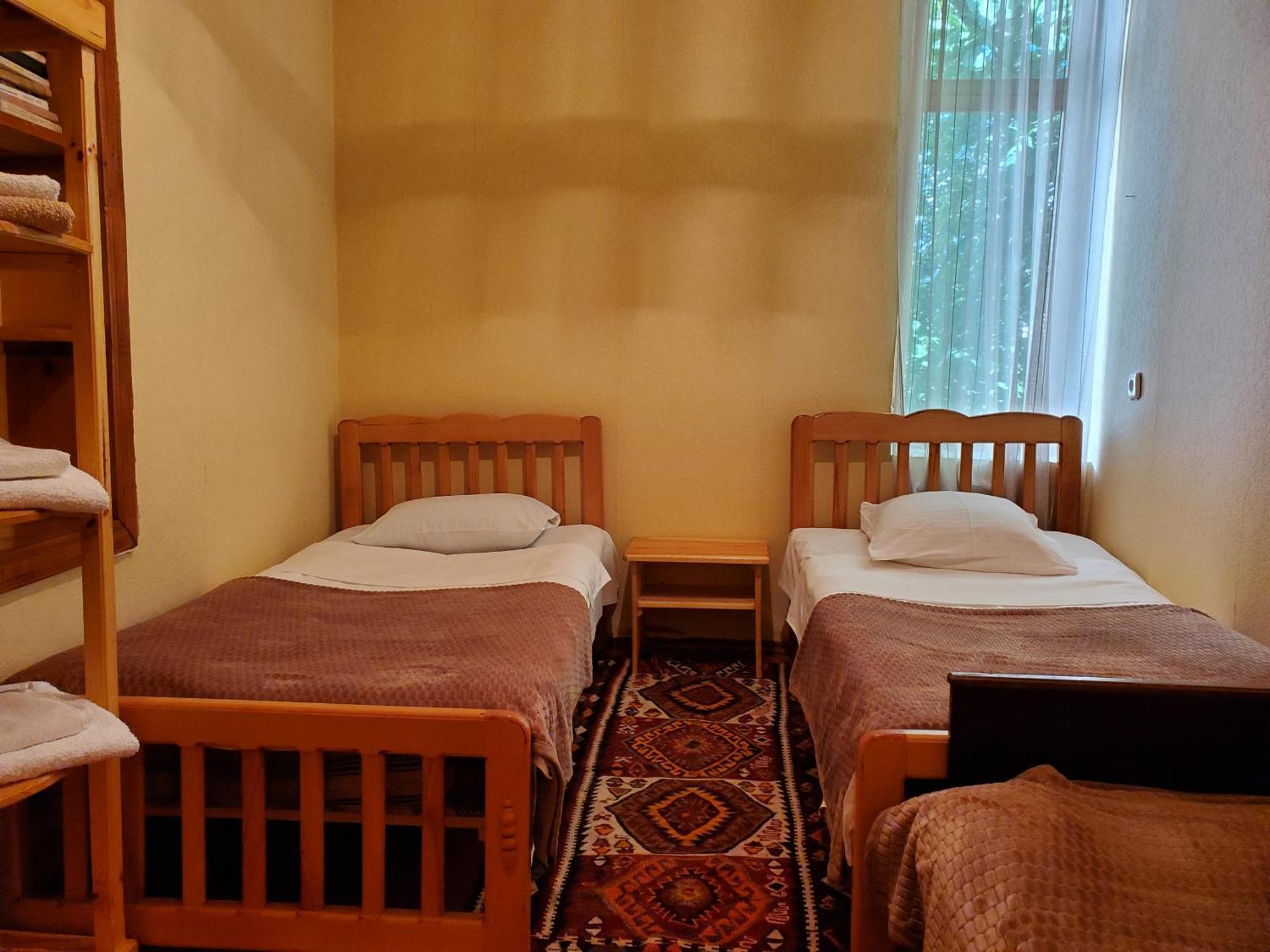 Ailama Guesthouse Mestia Kamer foto
